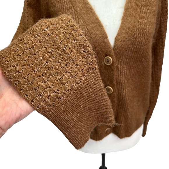 RW&Co Brown V-Neck Cropped Cardigan Size M - Picture 4 of 8